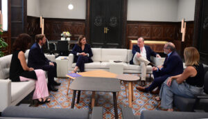 Reunión de María José Catalá con Alfredo Soler, presidente de Propeller Valencia